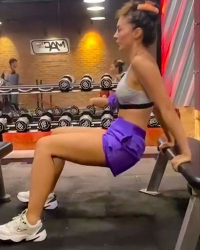 Burcu Özberk seksi ifşa fotoğrafı 93599