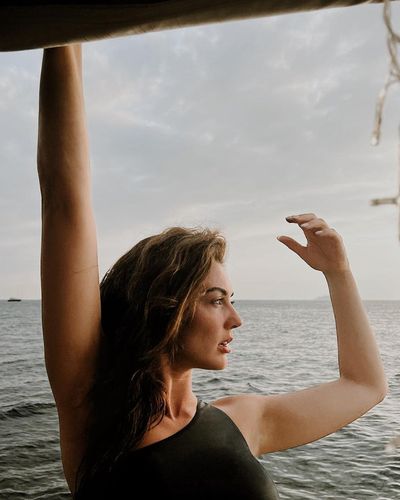 Burcu Özberk seksi ifşa fotoğrafı 93584