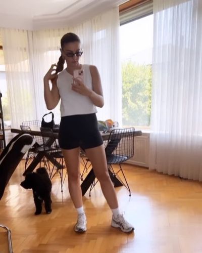 Burcu Özberk seksi ifşa fotoğrafı 93572