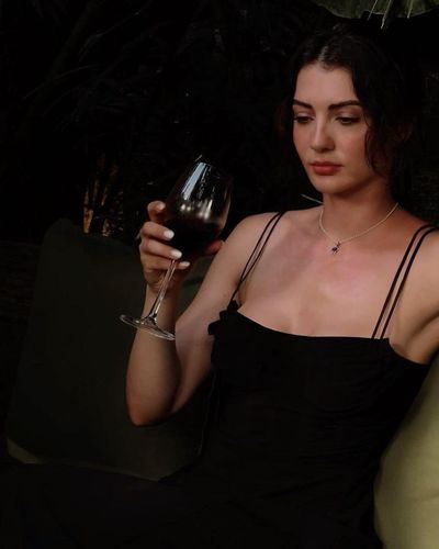 Burcu Özberk seksi ifşa fotoğrafı 93530