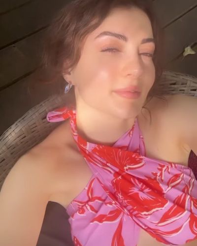 Burcu Özberk seksi ifşa fotoğrafı 93453