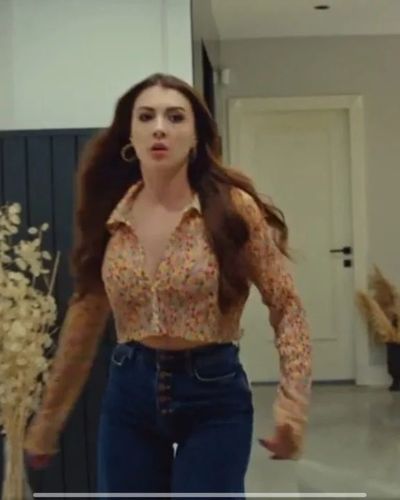 Burcu Özberk seksi ifşa fotoğrafı 93434