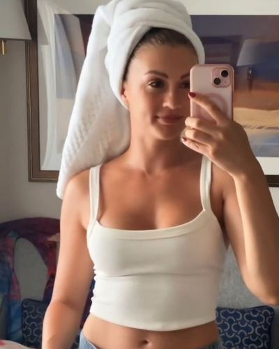 Burcu Özberk seksi ifşa fotoğrafı 93391