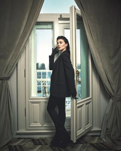 Burcu Özberk seksi ifşa fotoğrafı 93302