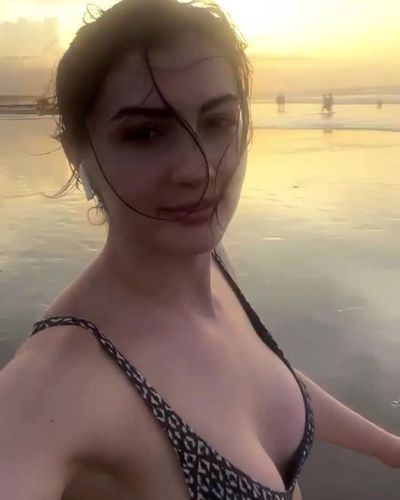 Burcu Özberk seksi ifşa fotoğrafı 93181