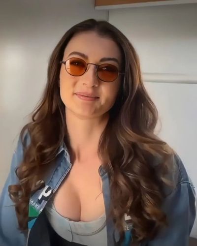 Burcu Özberk seksi ifşa fotoğrafı 93175