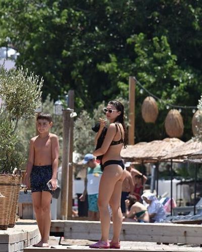 Burcu Özberk seksi ifşa fotoğrafı 93166