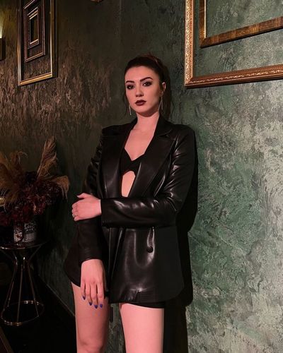 Burcu Özberk seksi ifşa fotoğrafı 93149