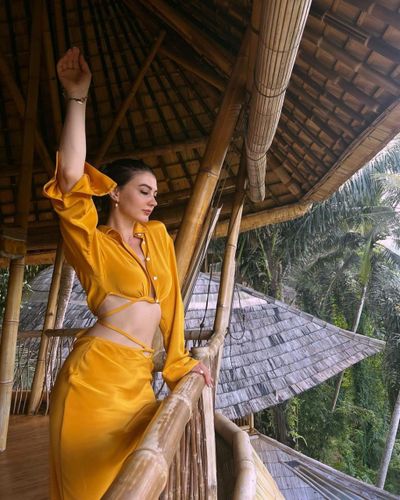 Burcu Özberk seksi ifşa fotoğrafı 93135