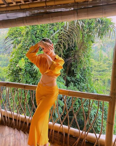 Burcu Özberk seksi ifşa fotoğrafı 93059