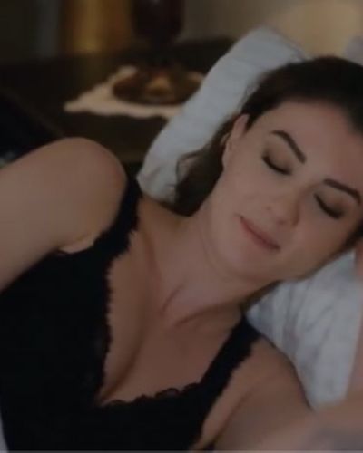 Burcu Özberk seksi ifşa fotoğrafı 93031