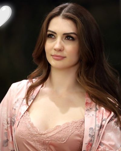 Burcu Özberk seksi ifşa fotoğrafı 93030