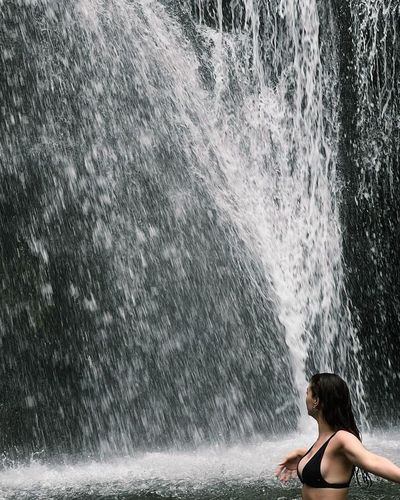 Burcu Özberk seksi ifşa fotoğrafı 93025