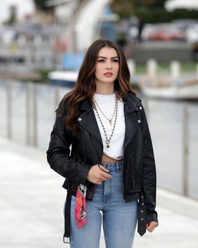 Burcu Özberk seksi ifşa fotoğrafı 93020