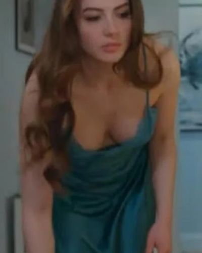 Burcu Özberk seksi ifşa fotoğrafı 93005