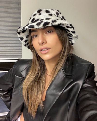 Buse İskenderoğlu seksi ifşa fotoğrafı 209