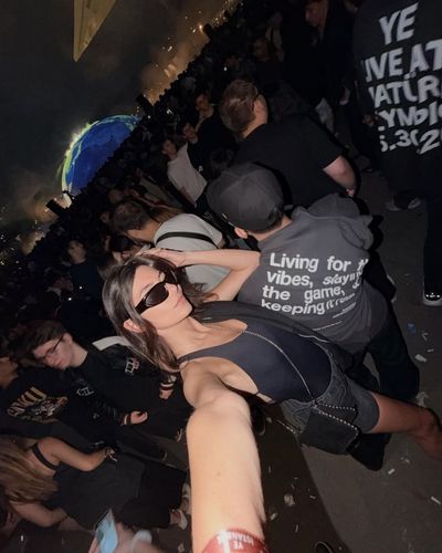 Buse İskenderoğlu seksi ifşa fotoğrafı 247