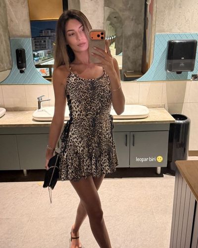 Buse İskenderoğlu seksi ifşa fotoğrafı 258