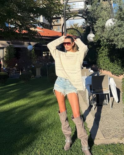 Buse İskenderoğlu seksi ifşa fotoğrafı 73