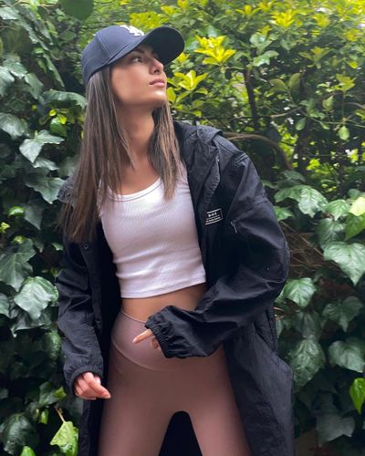 Buse İskenderoğlu seksi ifşa fotoğrafı 87