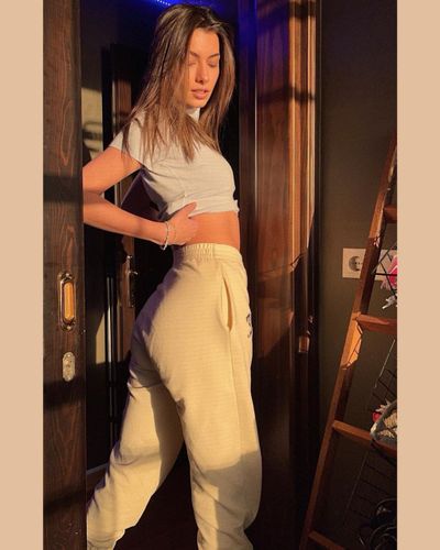 Buse İskenderoğlu seksi ifşa fotoğrafı 90
