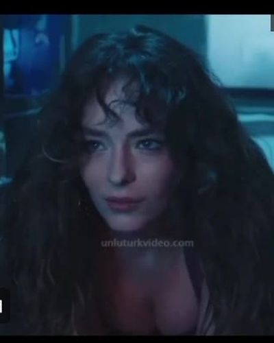 Buse Meral seksi ifşa fotoğrafı 6 — Cadı (2024)