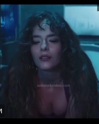 Buse Meral seksi ifşa fotoğrafı 8 — Cadı (2024)