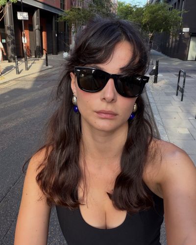Büşra Develi seksi ifşa fotoğrafı 302