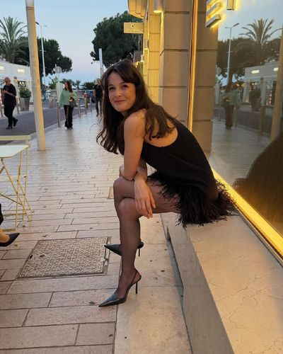 Büşra Develi seksi ifşa fotoğrafı 309