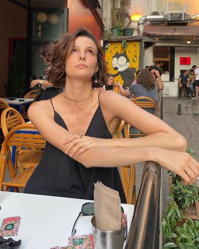 Büşra Develi seksi ifşa fotoğrafı 322