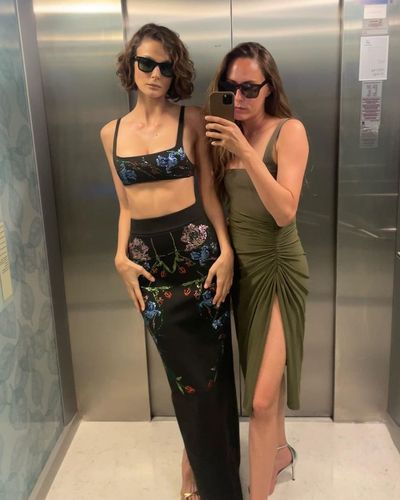 Büşra Develi seksi ifşa fotoğrafı 324