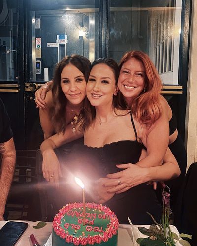 Çağıl Özge Özkul seksi ifşa fotoğrafı 16