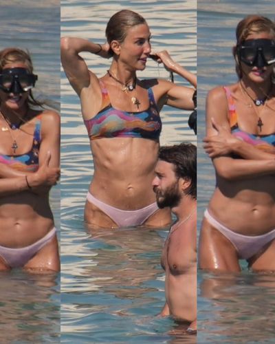 Çağla Şikel seksi ifşa fotoğrafı 198