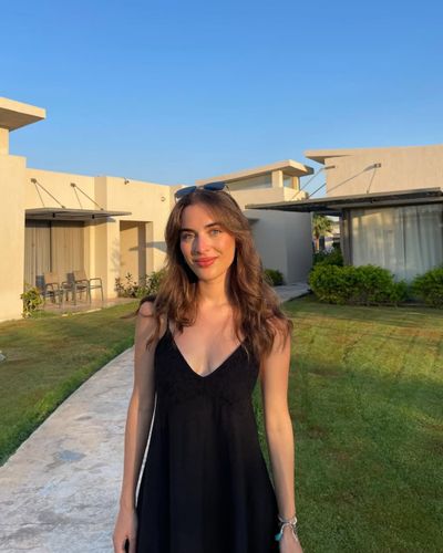 Çağla Şimşek seksi ifşa fotoğrafı 17