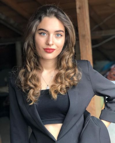 Çağla Şimşek seksi ifşa fotoğrafı 210