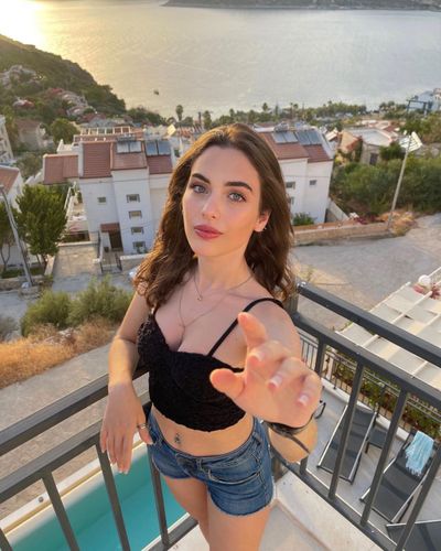 Çağla Şimşek seksi ifşa fotoğrafı 227