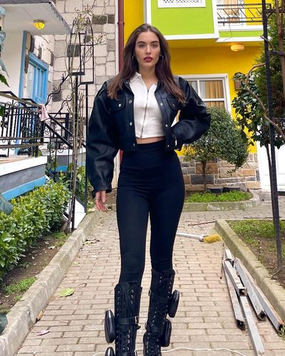 Çağla Şimşek seksi ifşa fotoğrafı 251