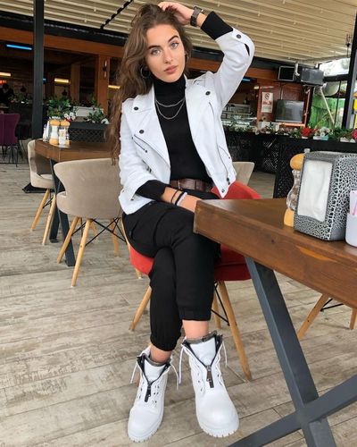 Çağla Şimşek seksi ifşa fotoğrafı 276