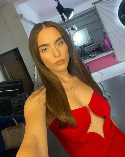 Çağla Şimşek seksi ifşa fotoğrafı 302