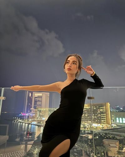 Çağla Şimşek seksi ifşa fotoğrafı 37