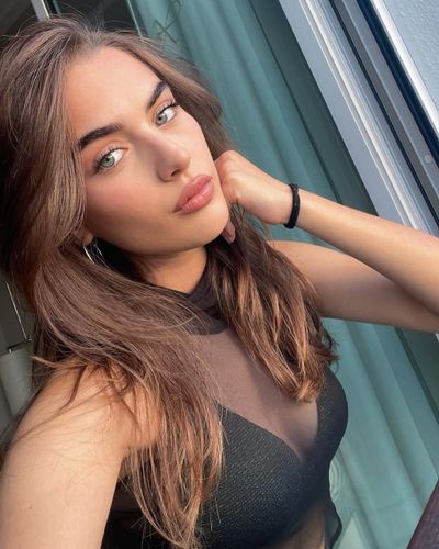 Çağla Şimşek seksi ifşa fotoğrafı 44