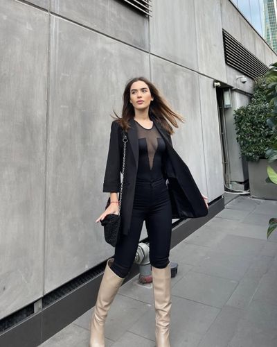 Çağla Şimşek seksi ifşa fotoğrafı 85