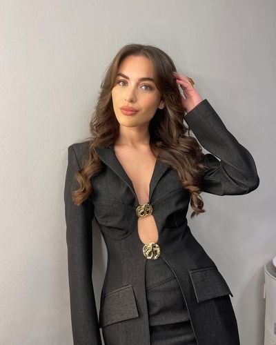 Çağla Şimşek seksi ifşa fotoğrafı 9