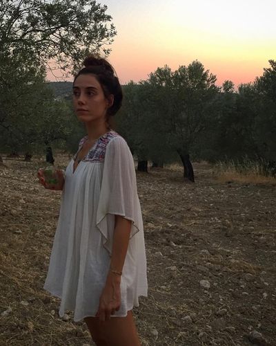 Cansu Dere seksi ifşa fotoğrafı 10