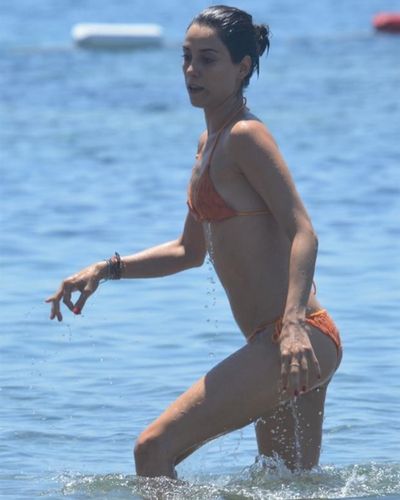 Cansu Dere seksi ifşa fotoğrafı 2