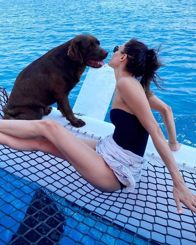 Cansu Dere seksi ifşa fotoğrafı 4
