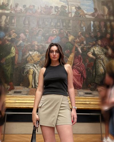 Cemre Baysel seksi ifşa fotoğrafı 113