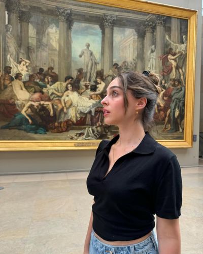 Cemre Baysel seksi ifşa fotoğrafı 119