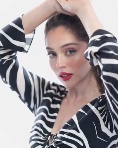 Cemre Baysel seksi ifşa fotoğrafı 61921