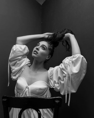 Cemre Baysel seksi ifşa fotoğrafı 271